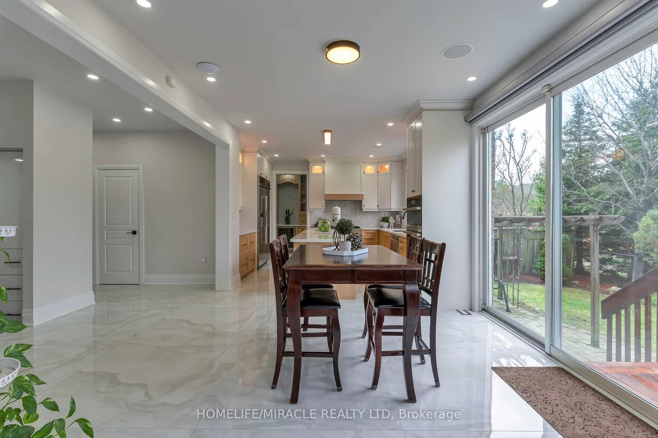 2299, Glazebrook, 1019 - WM Westmount, Oakville