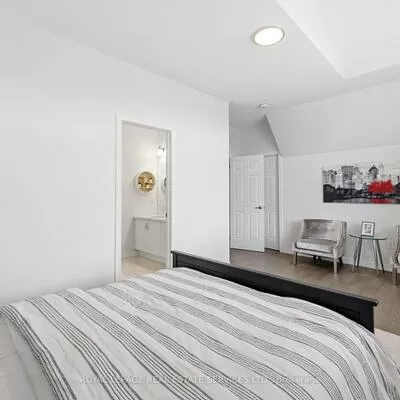 3283, Rattlesnake, 1008 - GO Glenorchy, Oakville