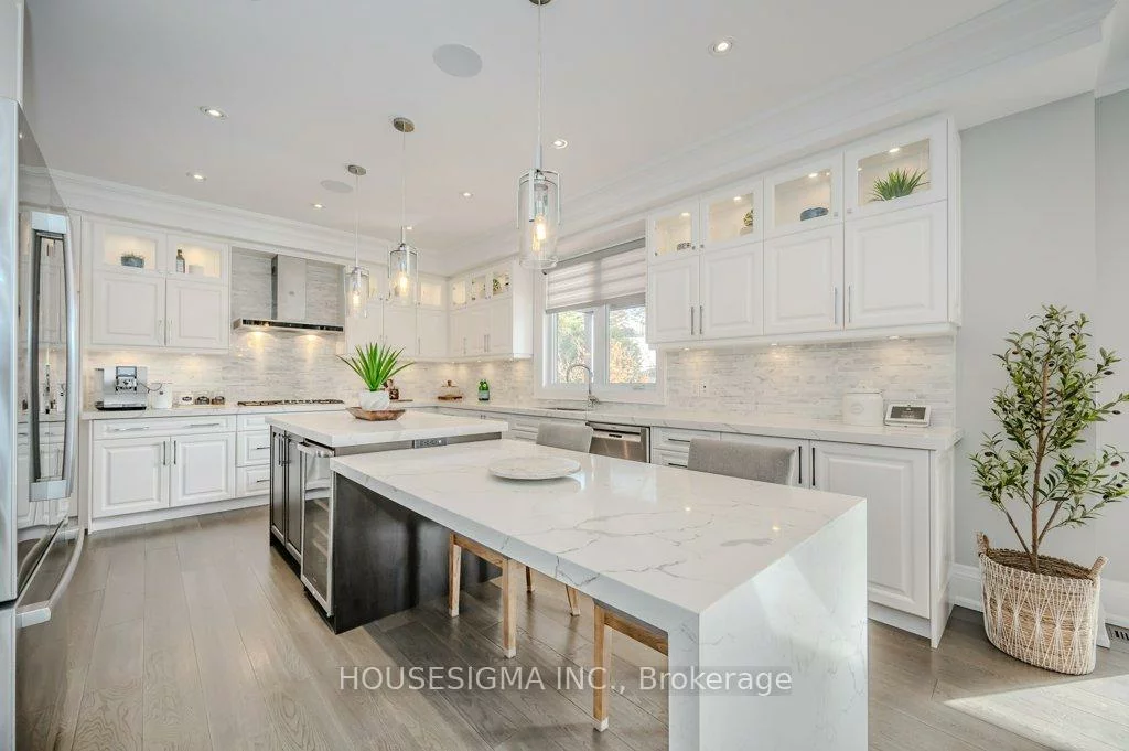 1298, Pinegrove, 1020 - WO West, Oakville