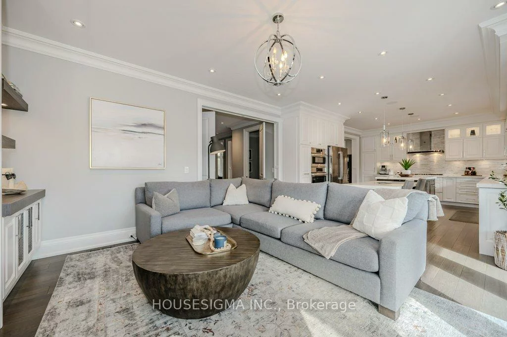1298, Pinegrove, 1020 - WO West, Oakville