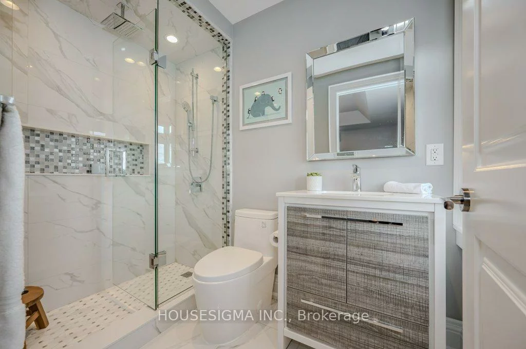 1298, Pinegrove, 1020 - WO West, Oakville
