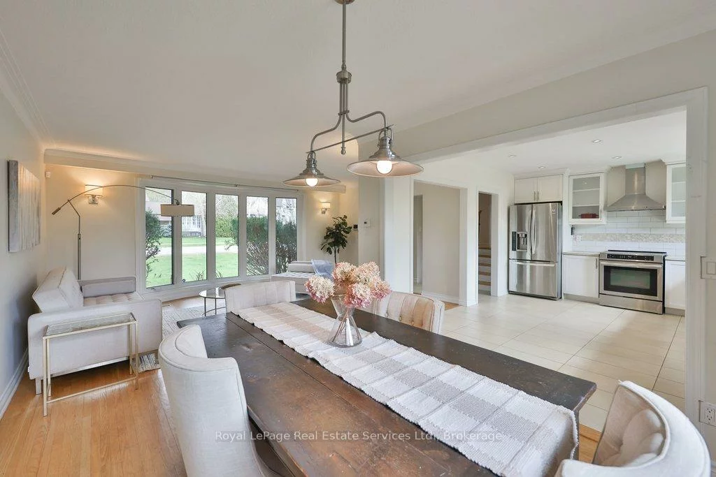 1486, Hixon, 1017 - SW Southwest, Oakville