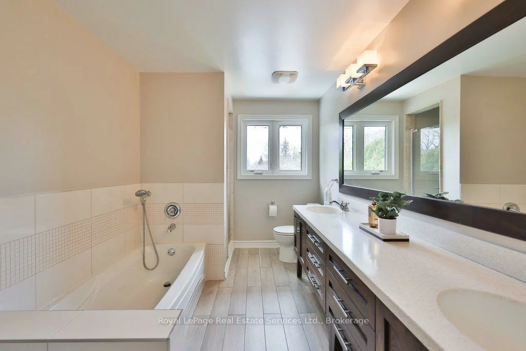 1486, Hixon, 1017 - SW Southwest, Oakville