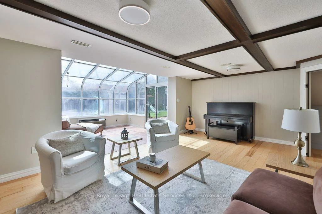 1486, Hixon, 1017 - SW Southwest, Oakville