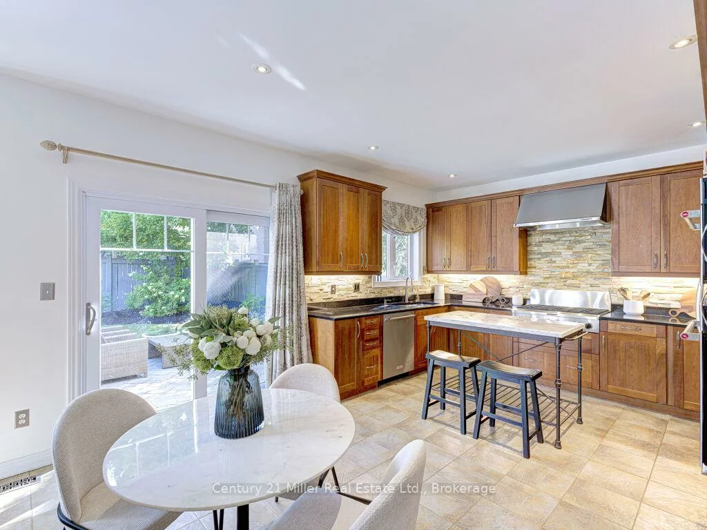 2301, Hertfordshire, 1009 - JC Joshua Creek, Oakville
