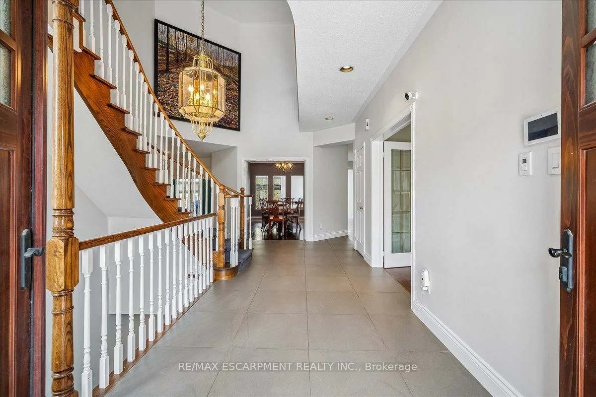 2203, Winding Woods, 1015 - RO River Oaks, Oakville