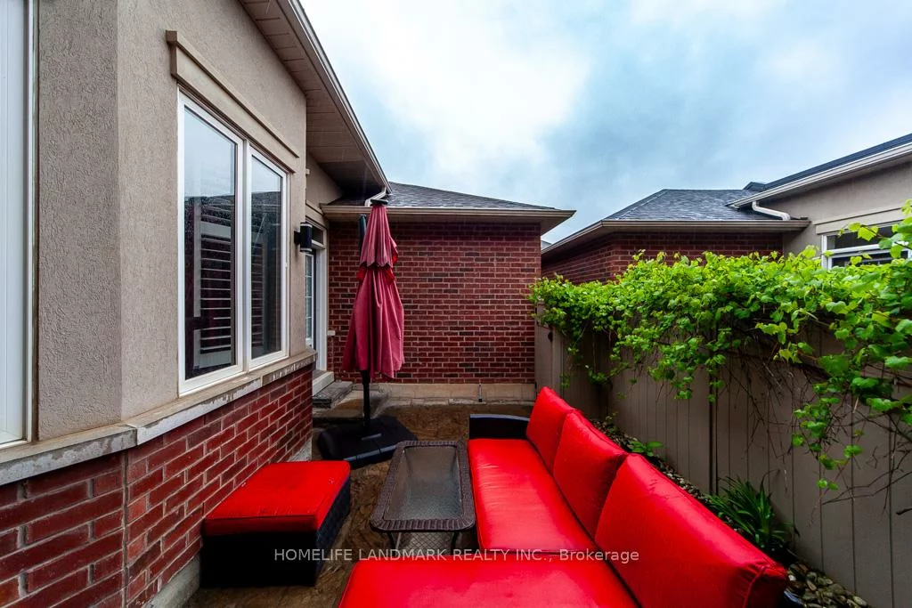 3077, Neyagawa, 1008 - GO Glenorchy, Oakville