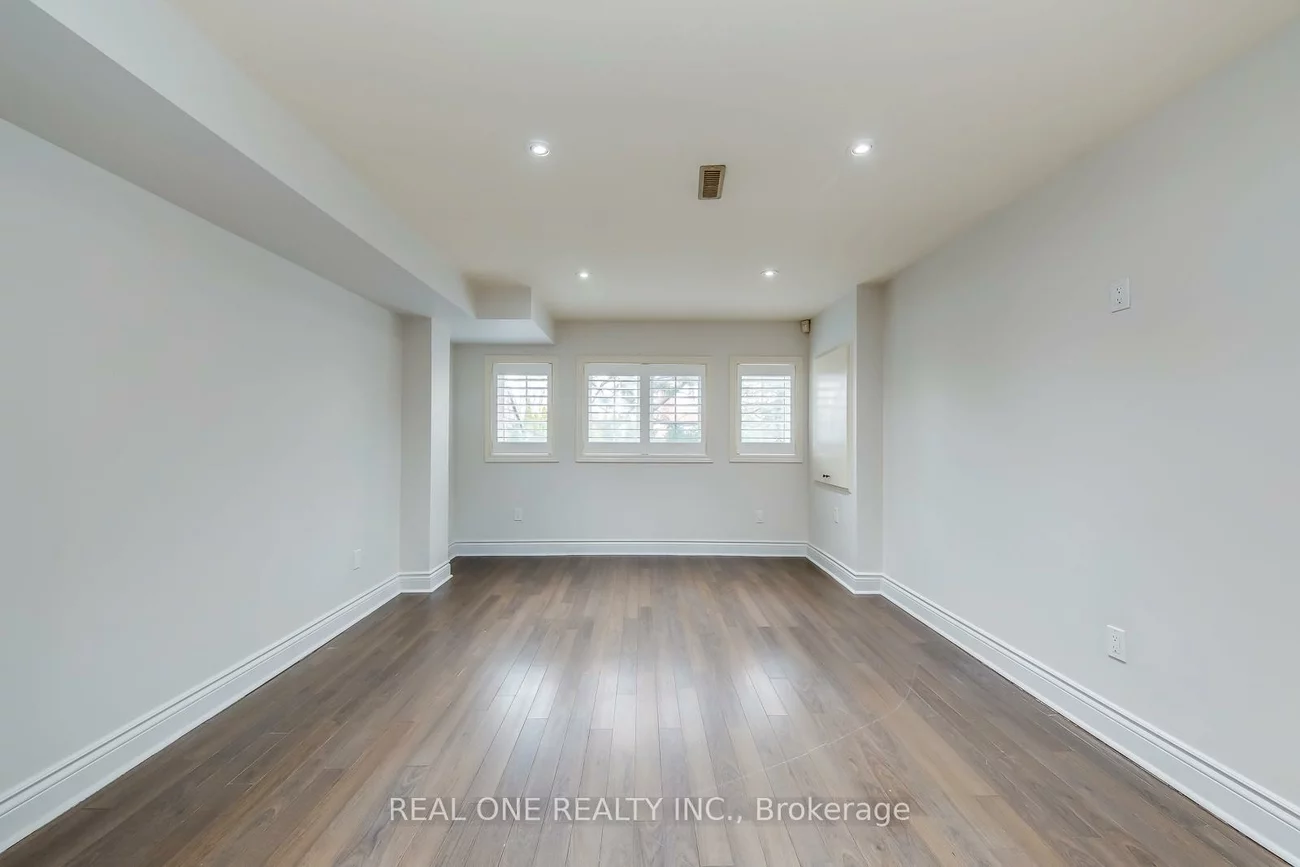 2326, Rockingham, 1009 - JC Joshua Creek, Oakville