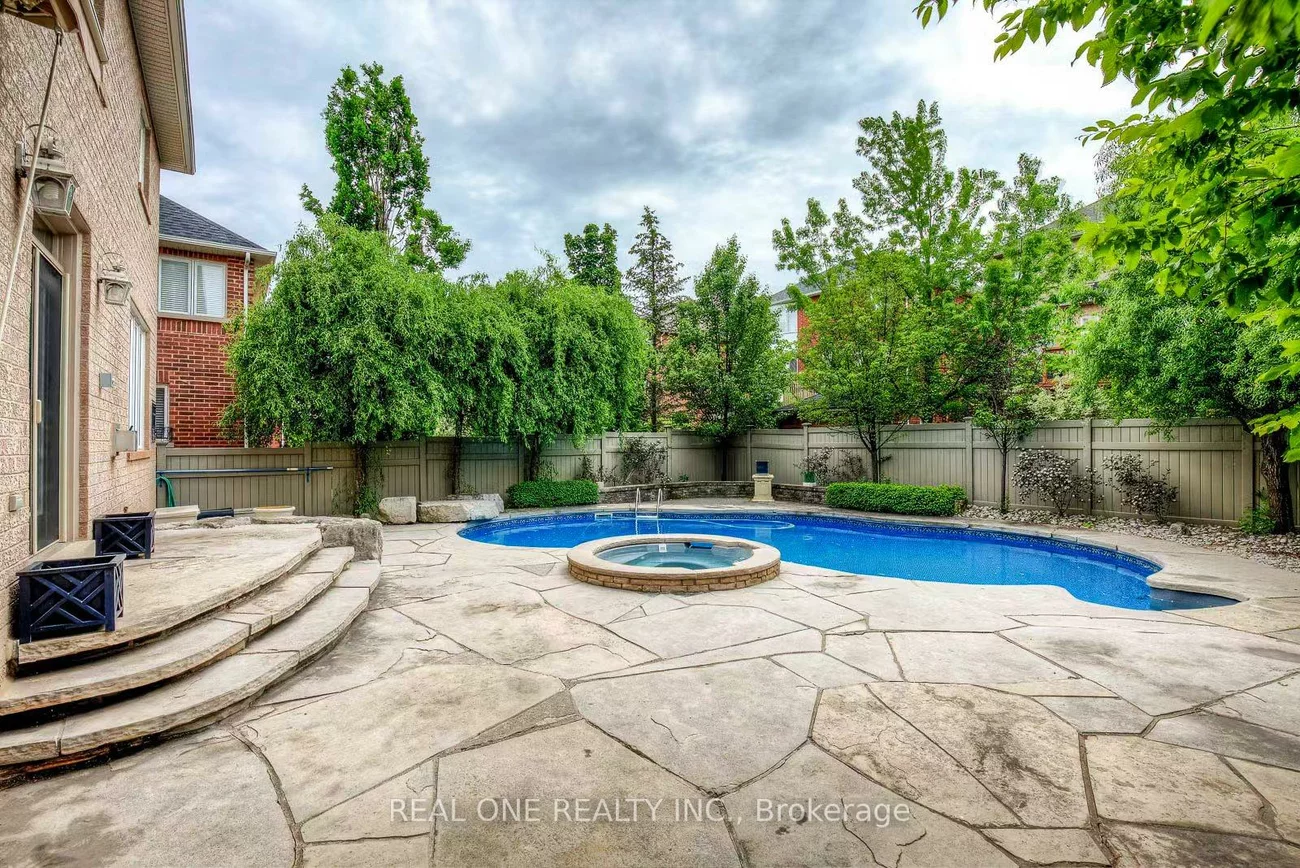 2326, Rockingham, 1009 - JC Joshua Creek, Oakville