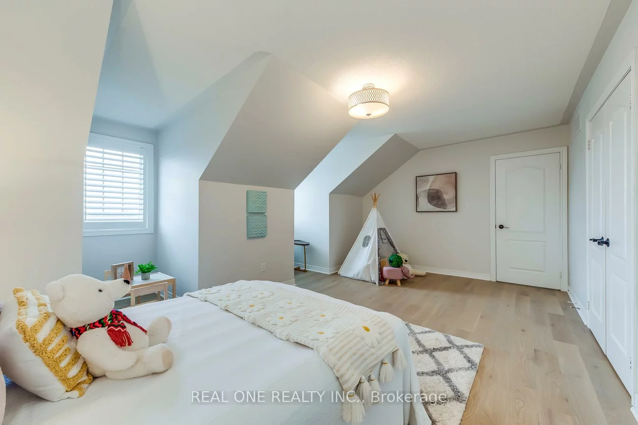 2326, Rockingham, 1009 - JC Joshua Creek, Oakville