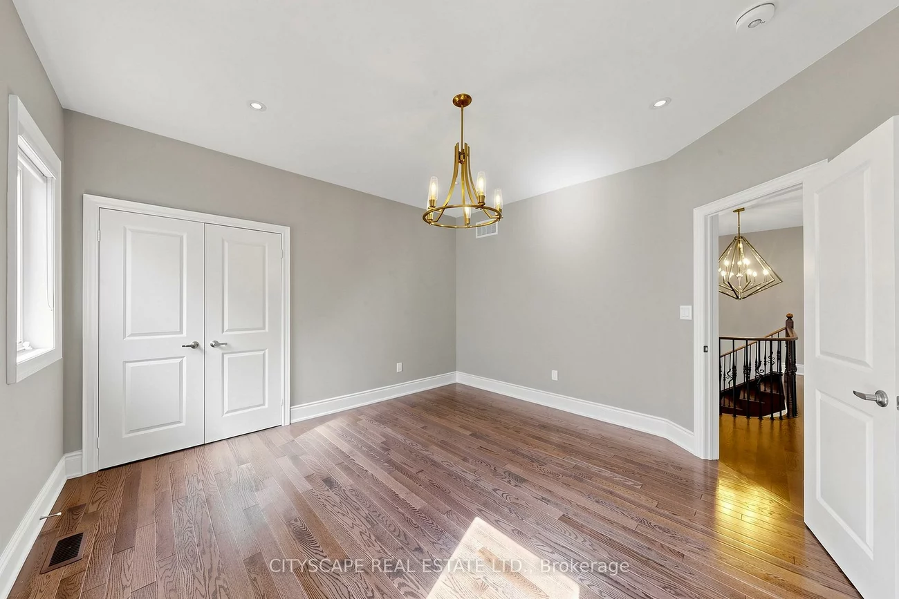 3207, William Rose, 1010 - JM Joshua Meadows, Oakville