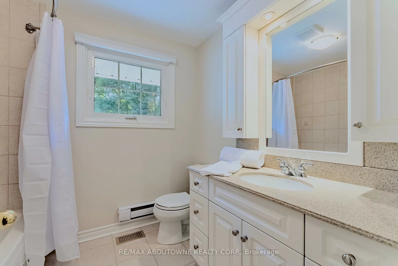 1284, Cleaver, 1011 - MO Morrison, Oakville