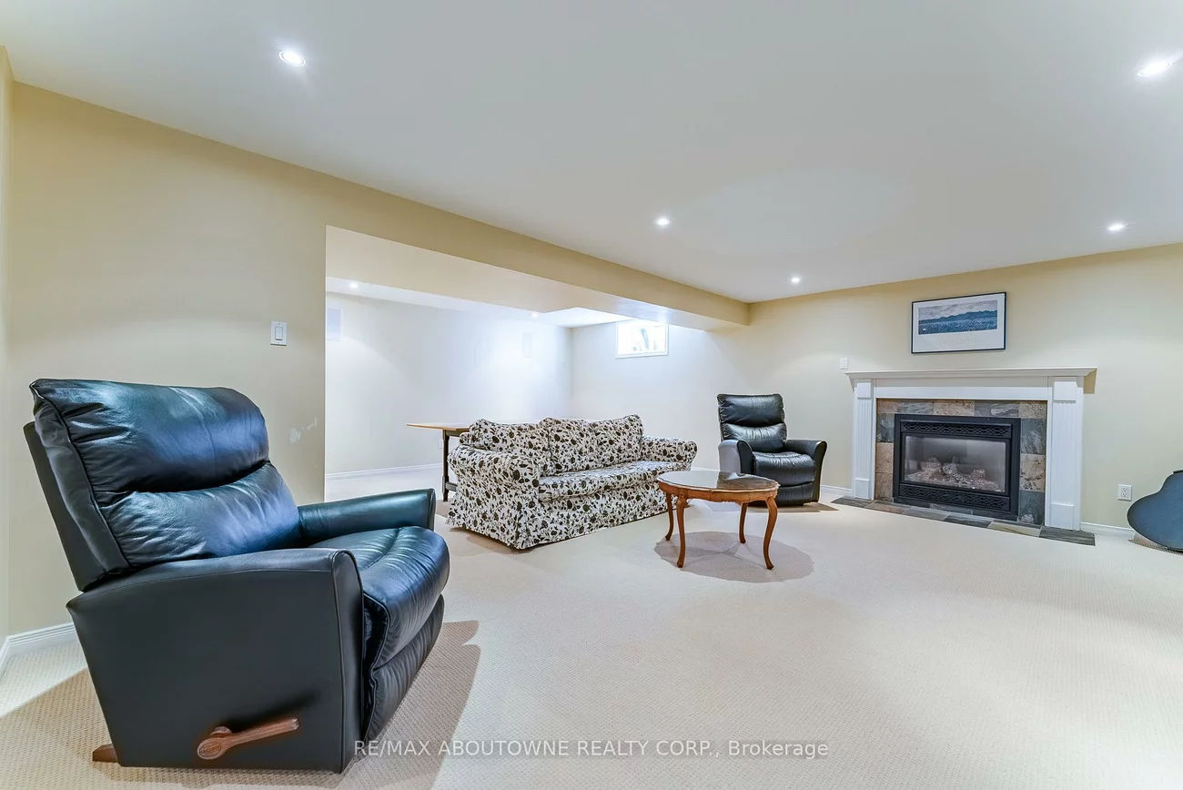 1284, Cleaver, 1011 - MO Morrison, Oakville