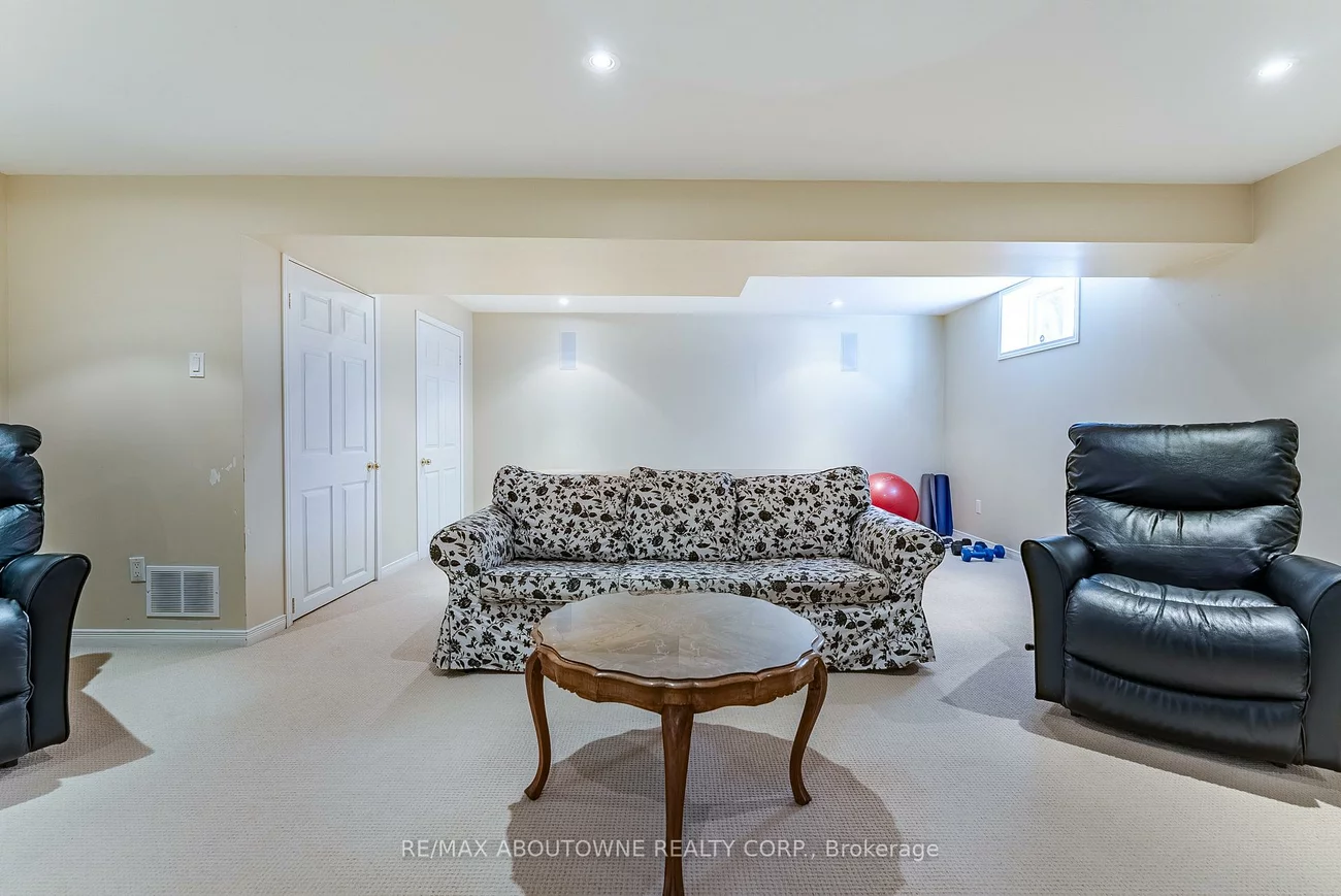 1284, Cleaver, 1011 - MO Morrison, Oakville