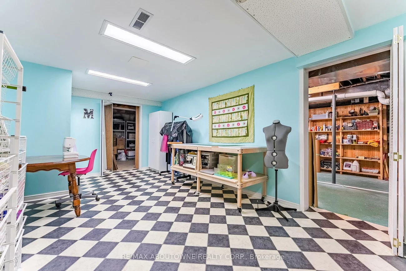 1284, Cleaver, 1011 - MO Morrison, Oakville