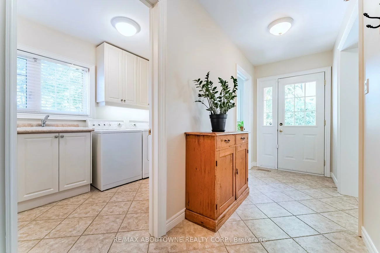 1284, Cleaver, 1011 - MO Morrison, Oakville