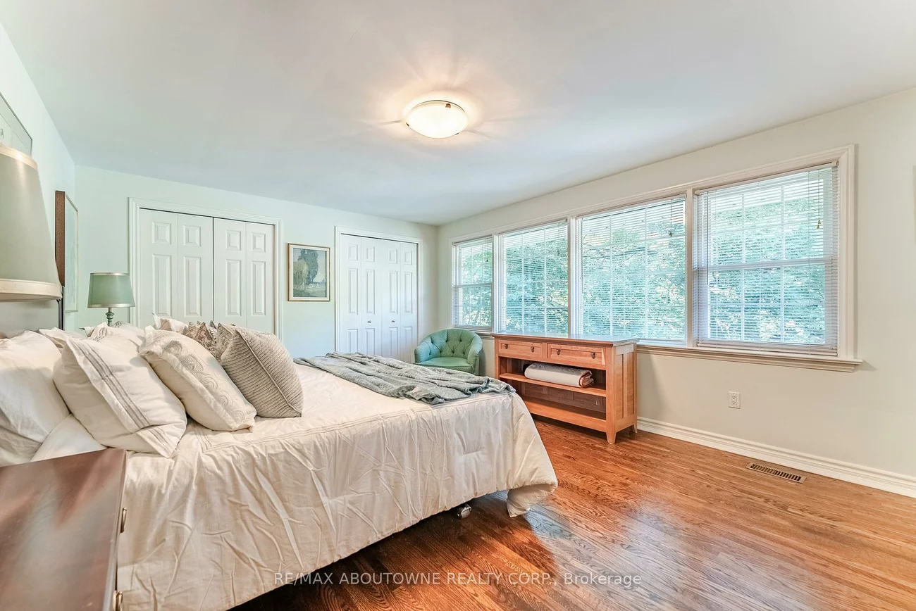 1284, Cleaver, 1011 - MO Morrison, Oakville