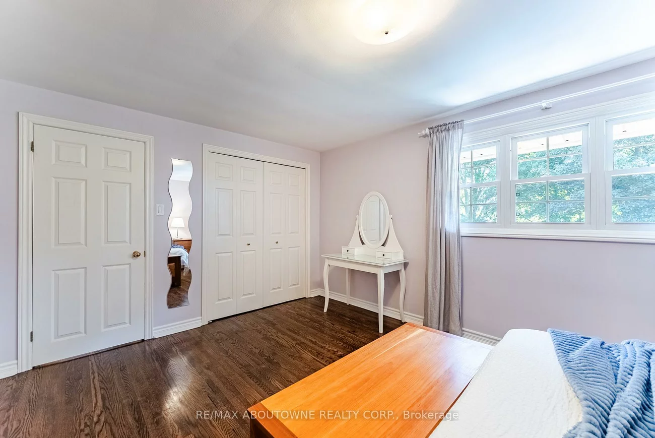 1284, Cleaver, 1011 - MO Morrison, Oakville