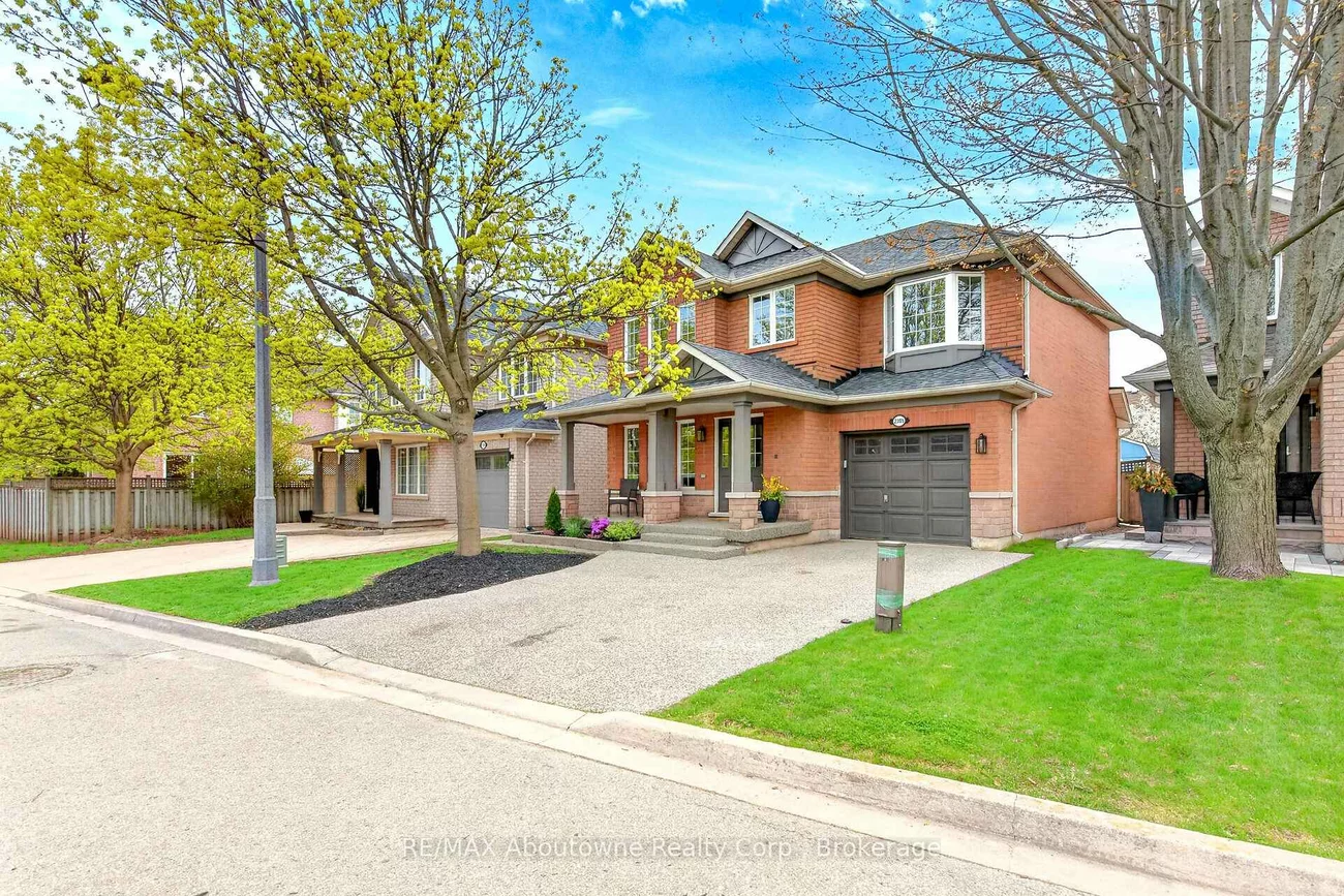 2385, Guildstone, 1022 - WT West Oak Trails, Oakville