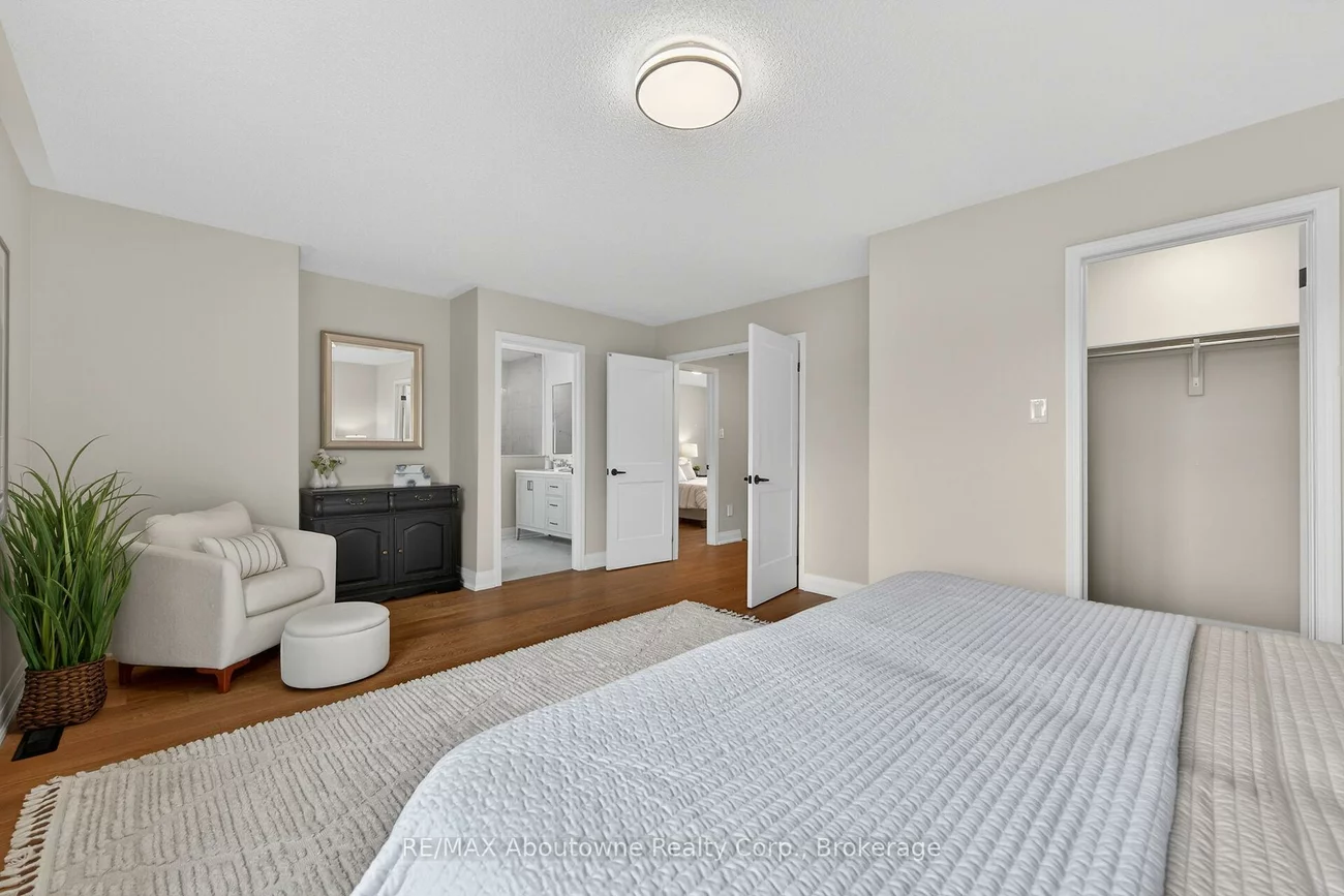 2385, Guildstone, 1022 - WT West Oak Trails, Oakville