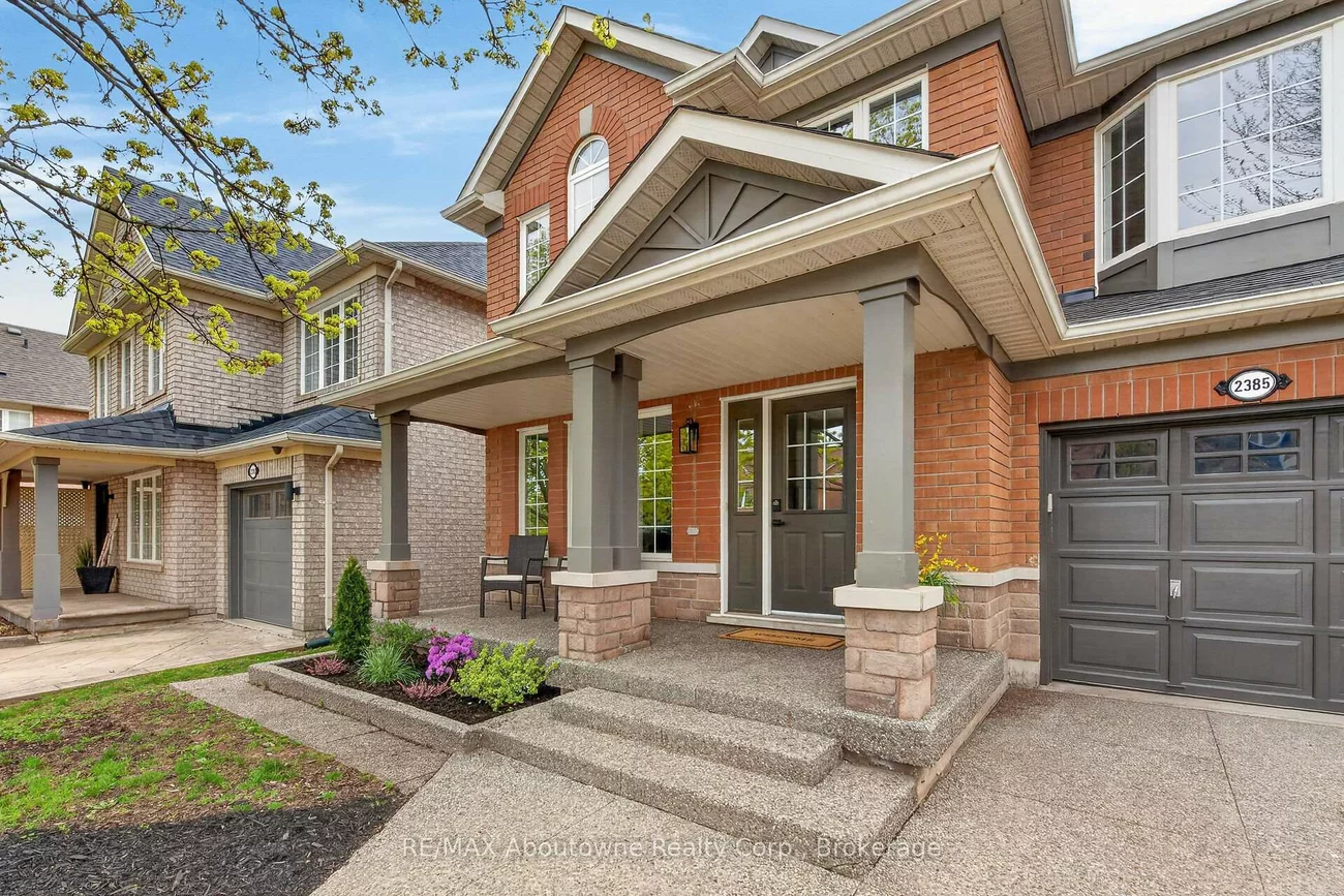 2385, Guildstone, 1022 - WT West Oak Trails, Oakville