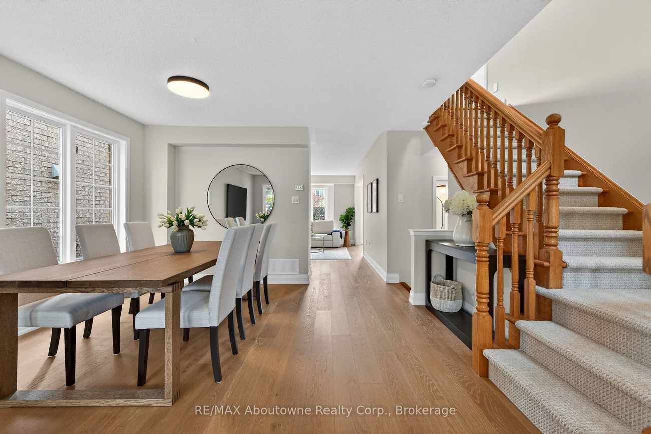 2385, Guildstone, 1022 - WT West Oak Trails, Oakville