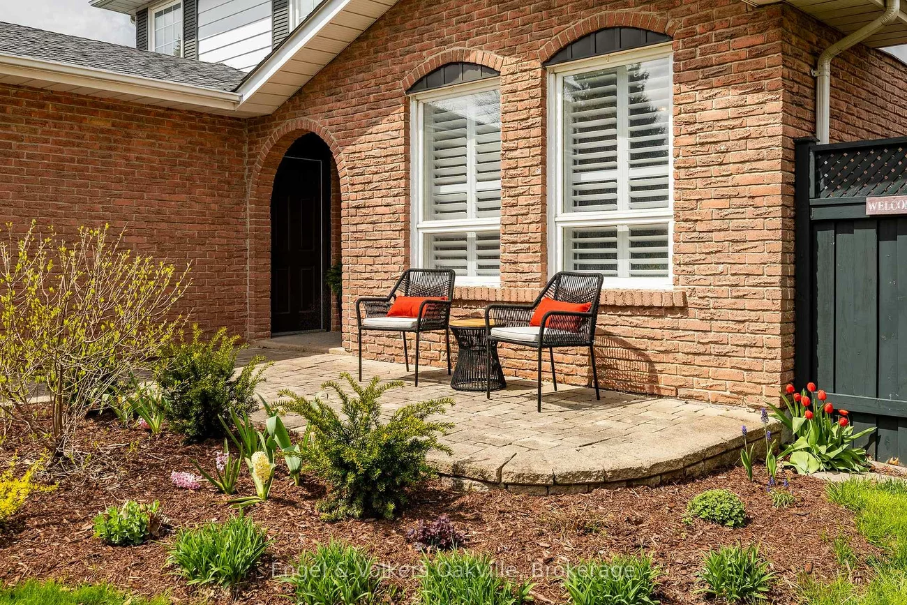 1375, Falgarwood, 1005 - FA Falgarwood, Oakville