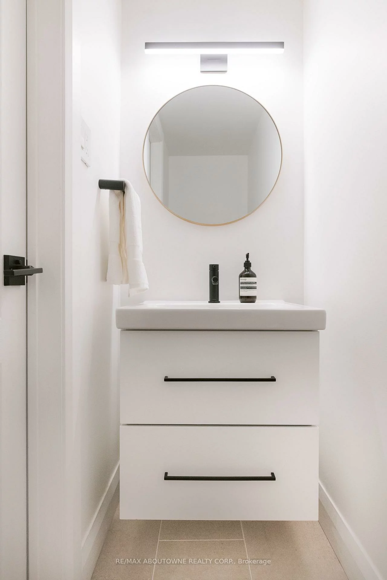 2181, Oakpoint, 1022 - WT West Oak Trails, Oakville