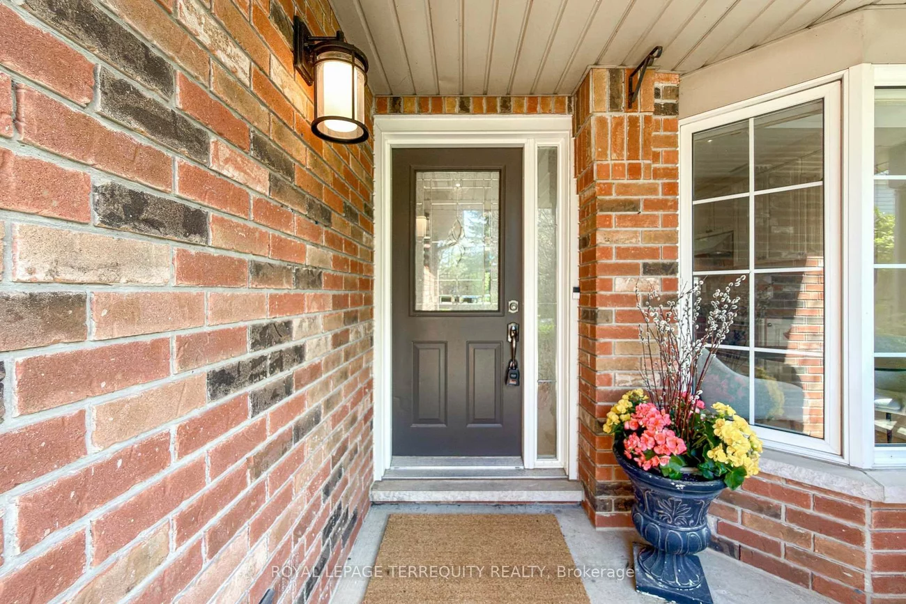 3076, Lakeshore, 1001 - BR Bronte, Oakville