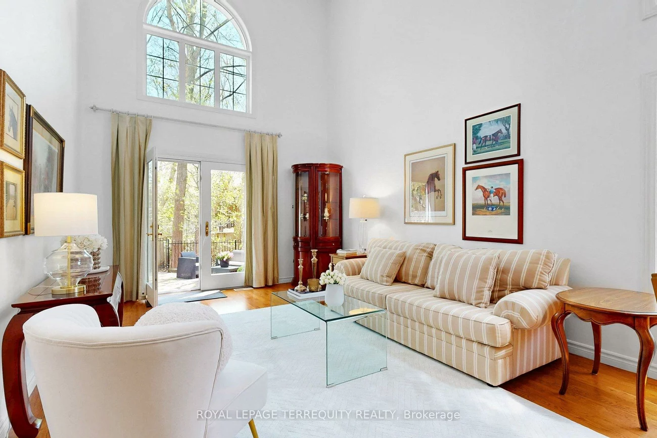 3076, Lakeshore, 1001 - BR Bronte, Oakville