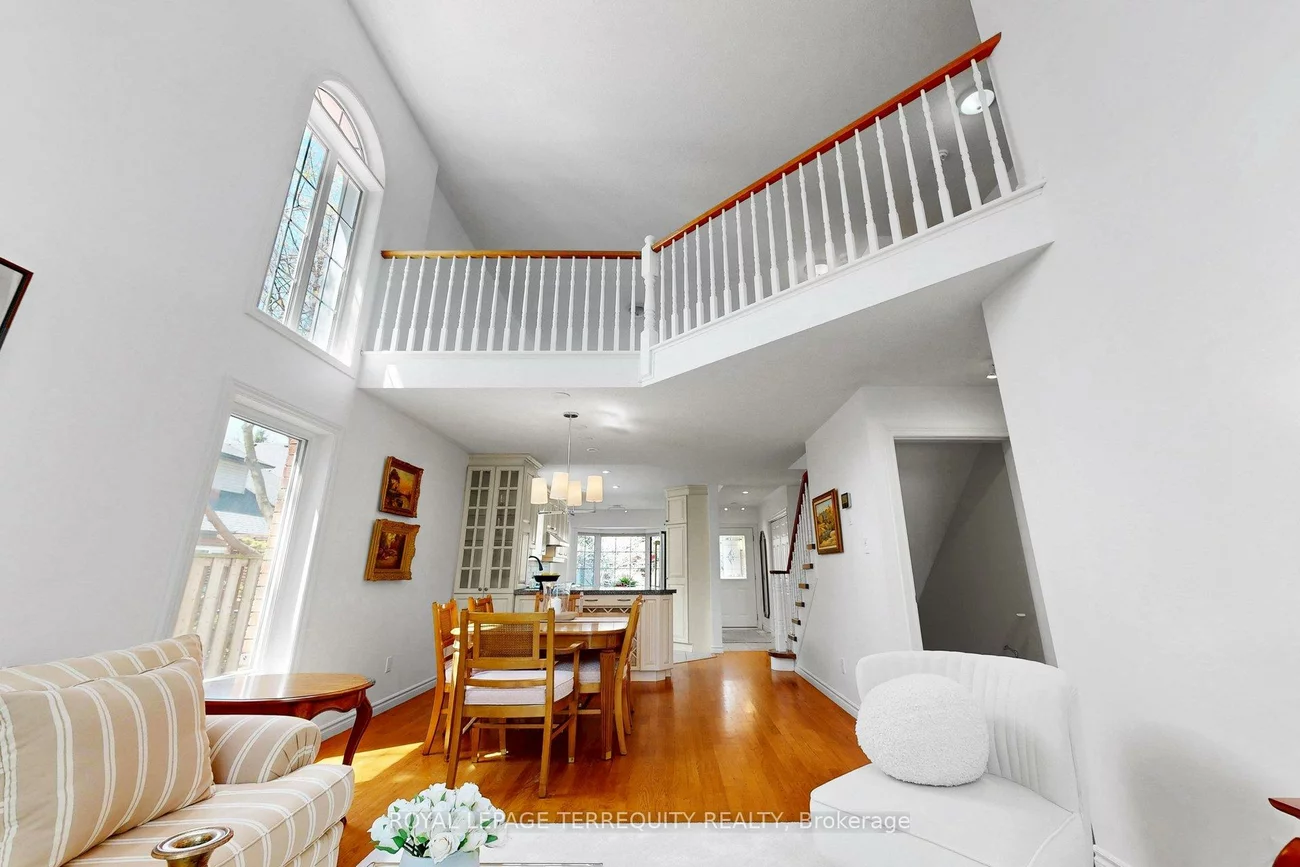 3076, Lakeshore, 1001 - BR Bronte, Oakville
