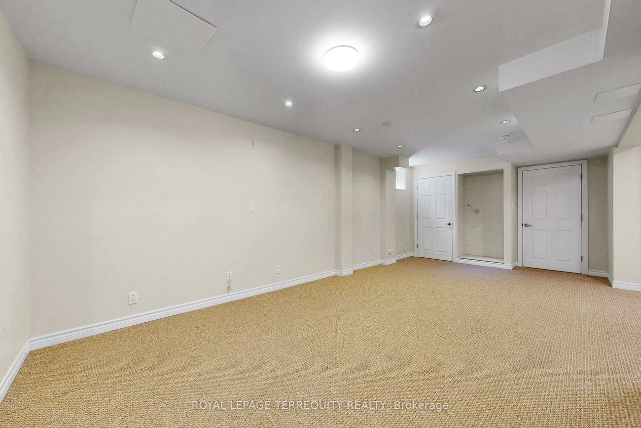 3076, Lakeshore, 1001 - BR Bronte, Oakville