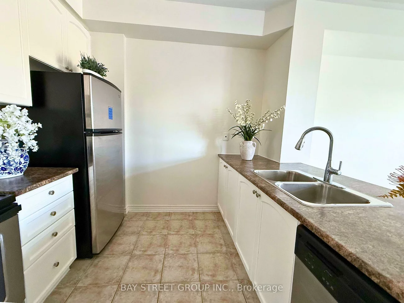 2564, Grand Oak, 1019 - WM Westmount, Oakville