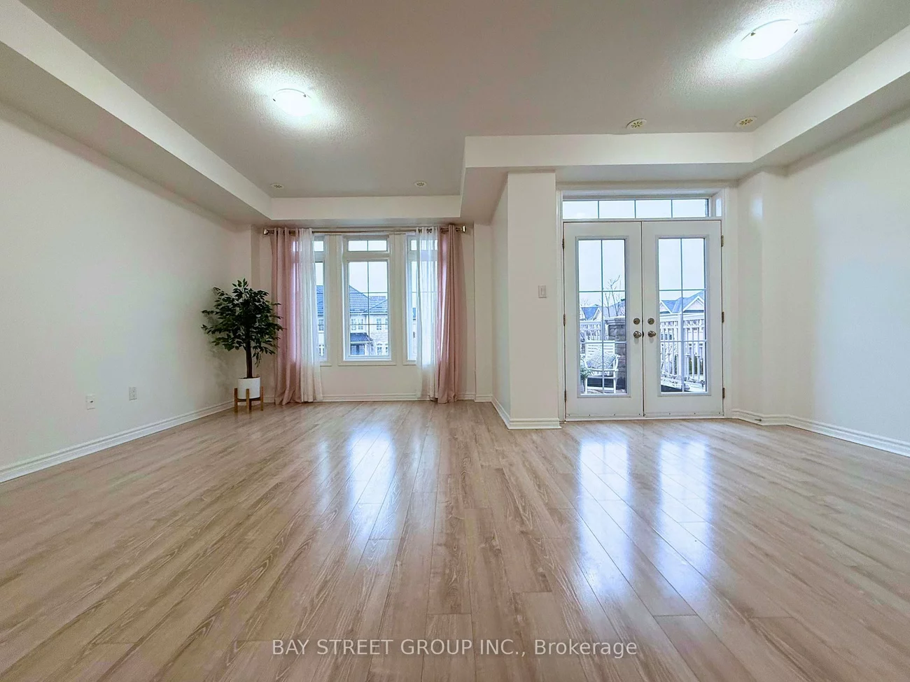 2564, Grand Oak, 1019 - WM Westmount, Oakville