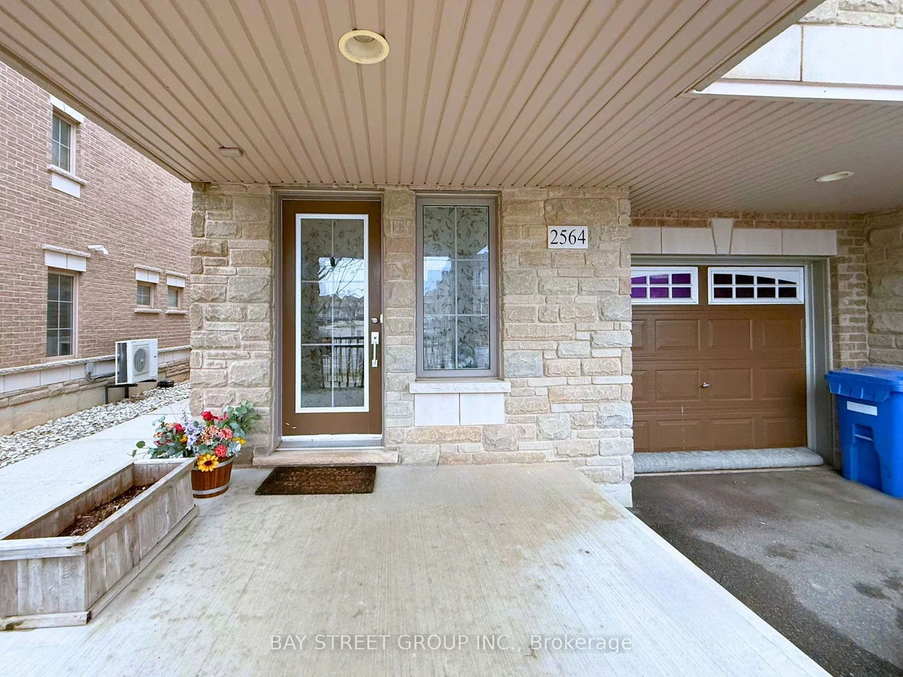2564, Grand Oak, 1019 - WM Westmount, Oakville
