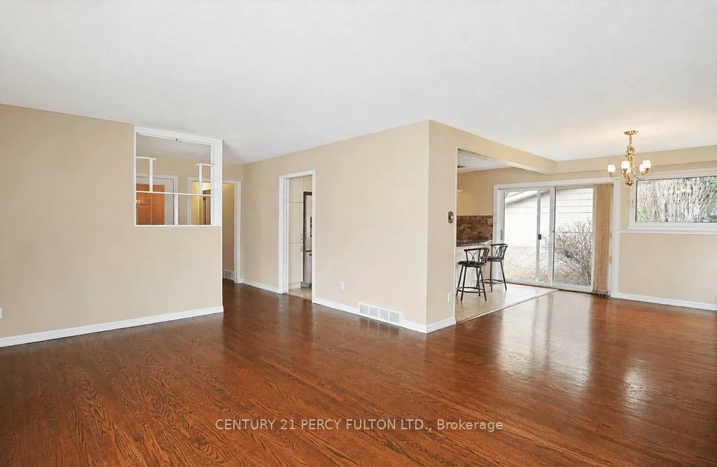 1386, Forest Glade, 1005 - FA Falgarwood, Oakville