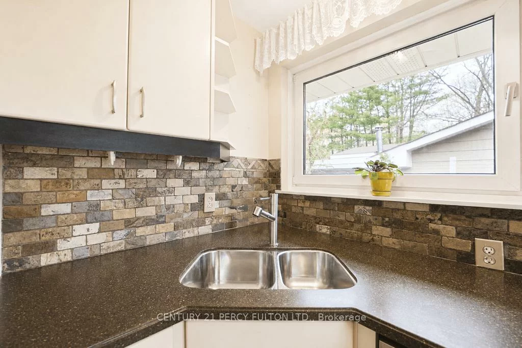1386, Forest Glade, 1005 - FA Falgarwood, Oakville