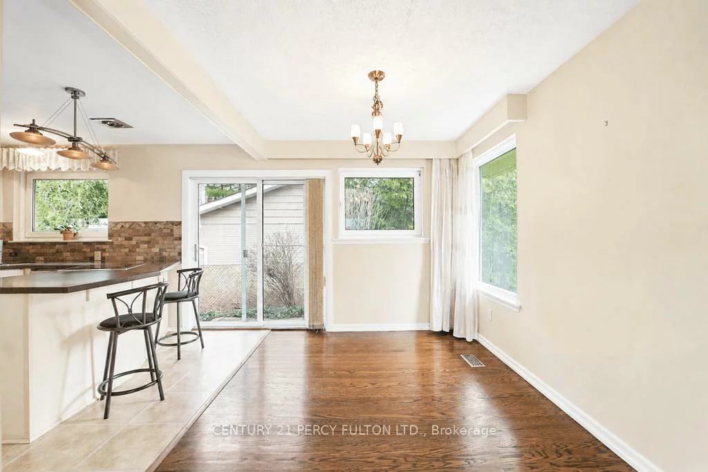 1386, Forest Glade, 1005 - FA Falgarwood, Oakville
