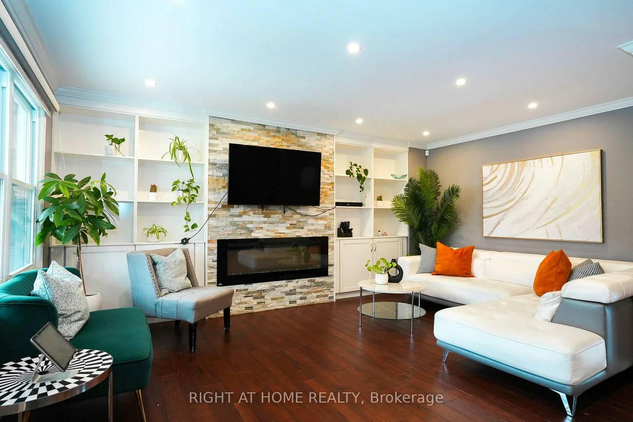 1266, Lakeview, 1005 - FA Falgarwood, Oakville