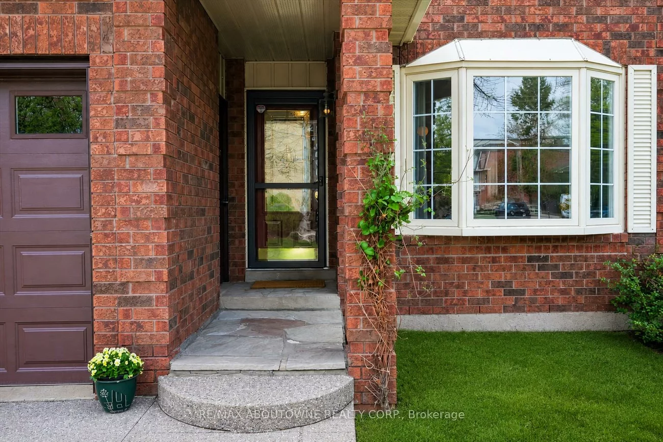 2330, Marine, 1001 - BR Bronte, Oakville