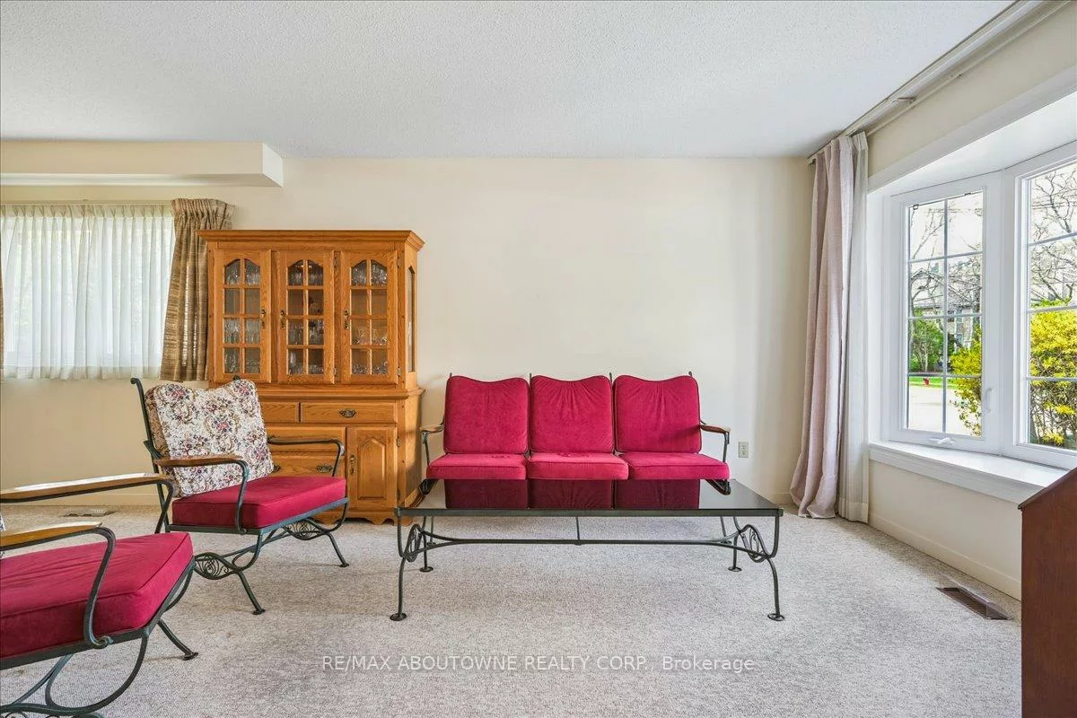 2330, Marine, 1001 - BR Bronte, Oakville