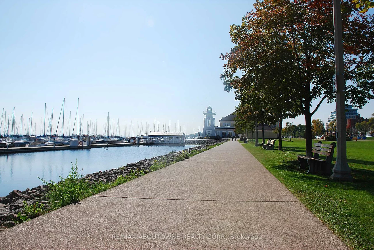 2330, Marine, 1001 - BR Bronte, Oakville