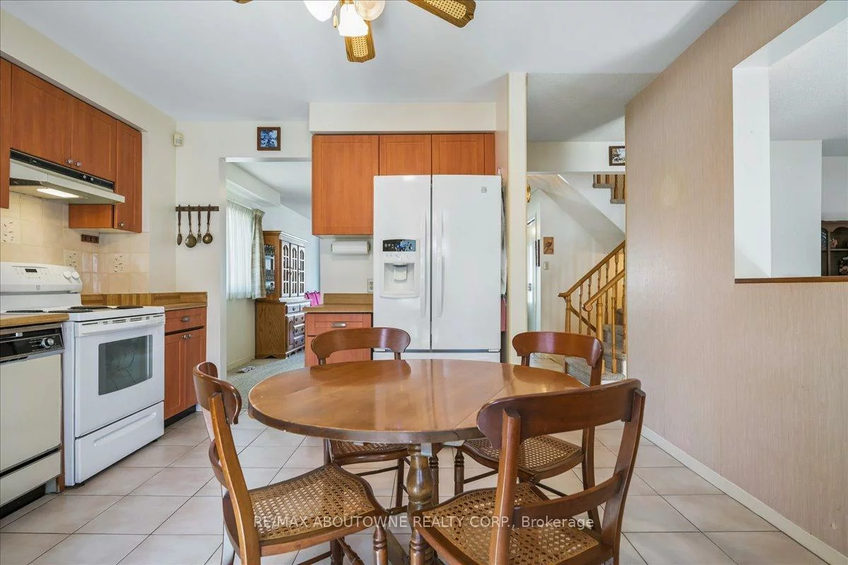 2330, Marine, 1001 - BR Bronte, Oakville