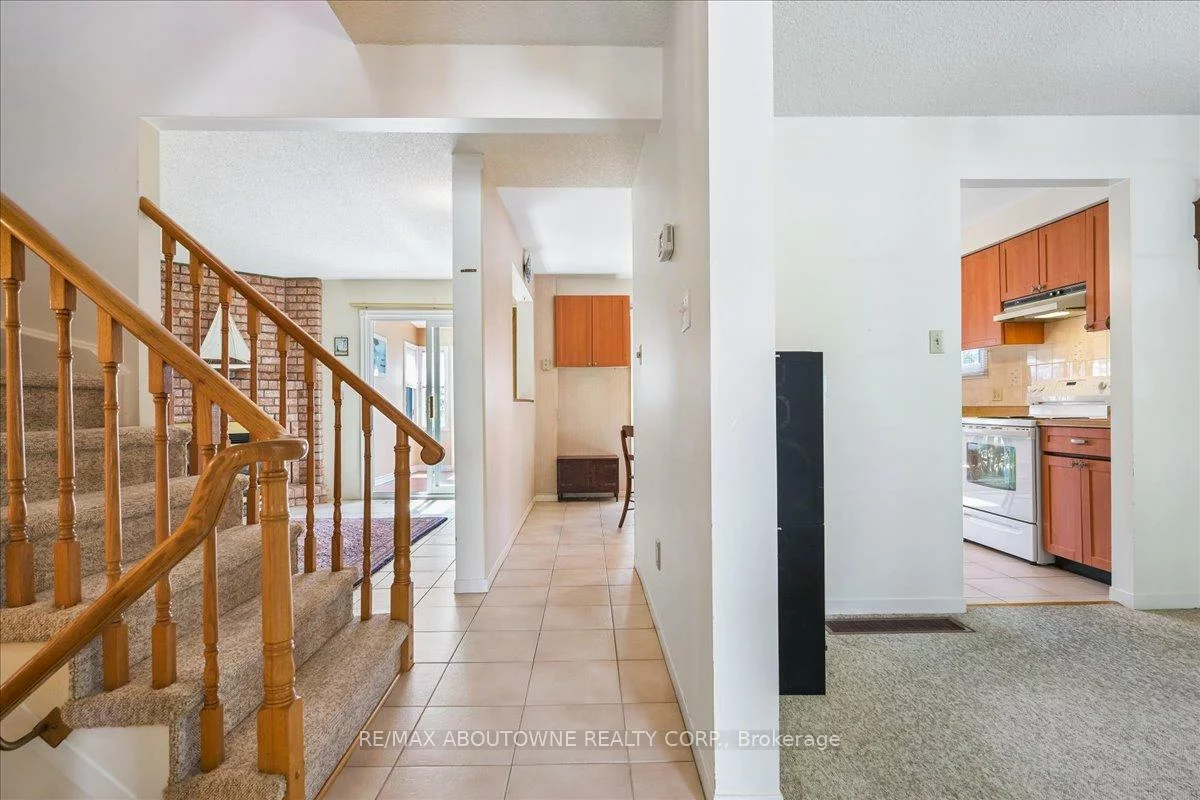 2330, Marine, 1001 - BR Bronte, Oakville