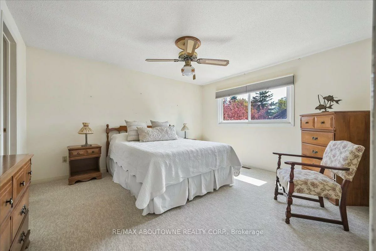 2330, Marine, 1001 - BR Bronte, Oakville