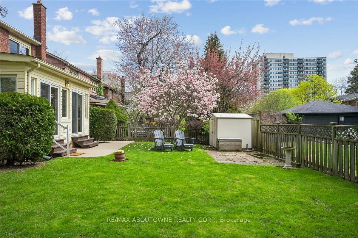 2330, Marine, 1001 - BR Bronte, Oakville