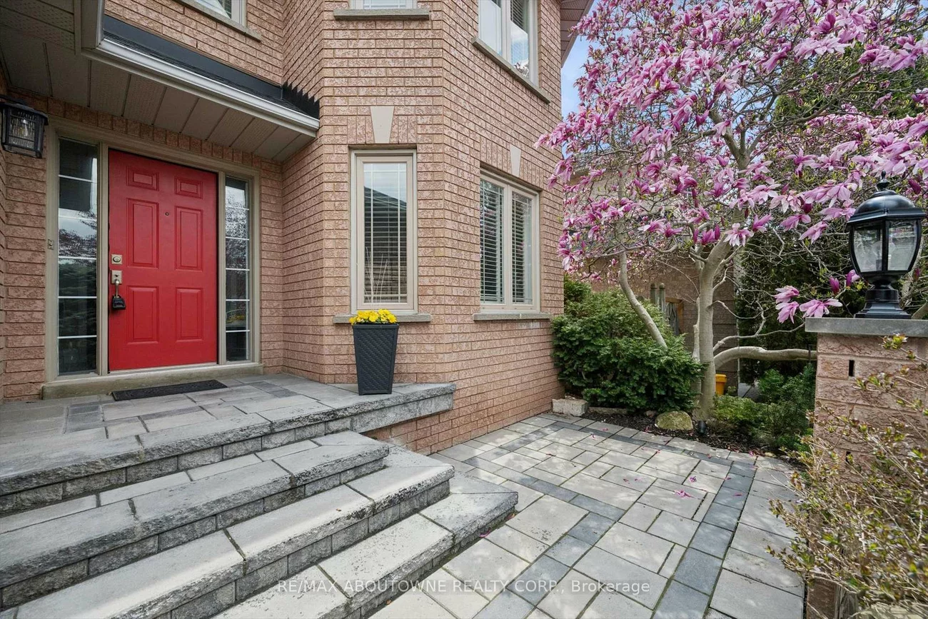 154, Howell, 1015 - RO River Oaks, Oakville