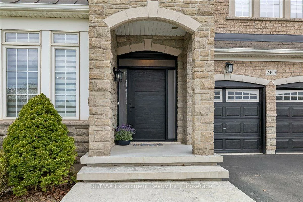 2400, Spring Meadow, 1019 - WM Westmount, Oakville