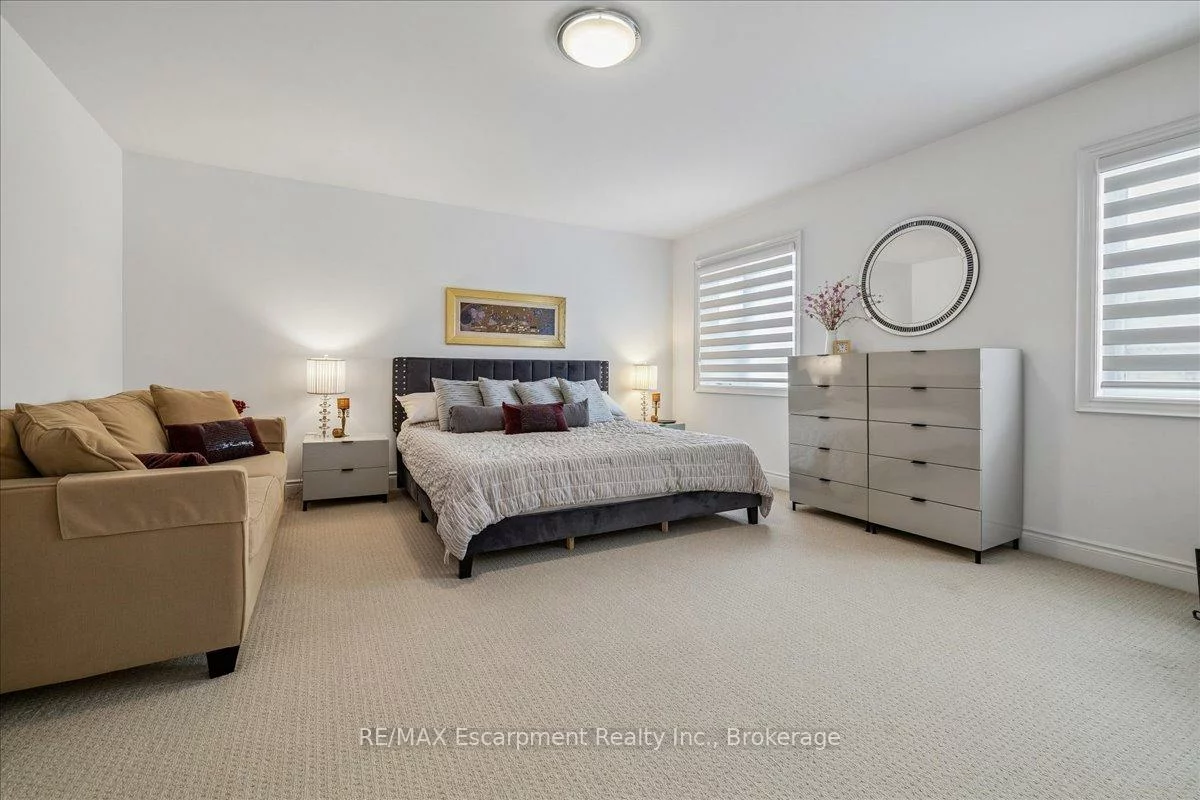 2400, Spring Meadow, 1019 - WM Westmount, Oakville