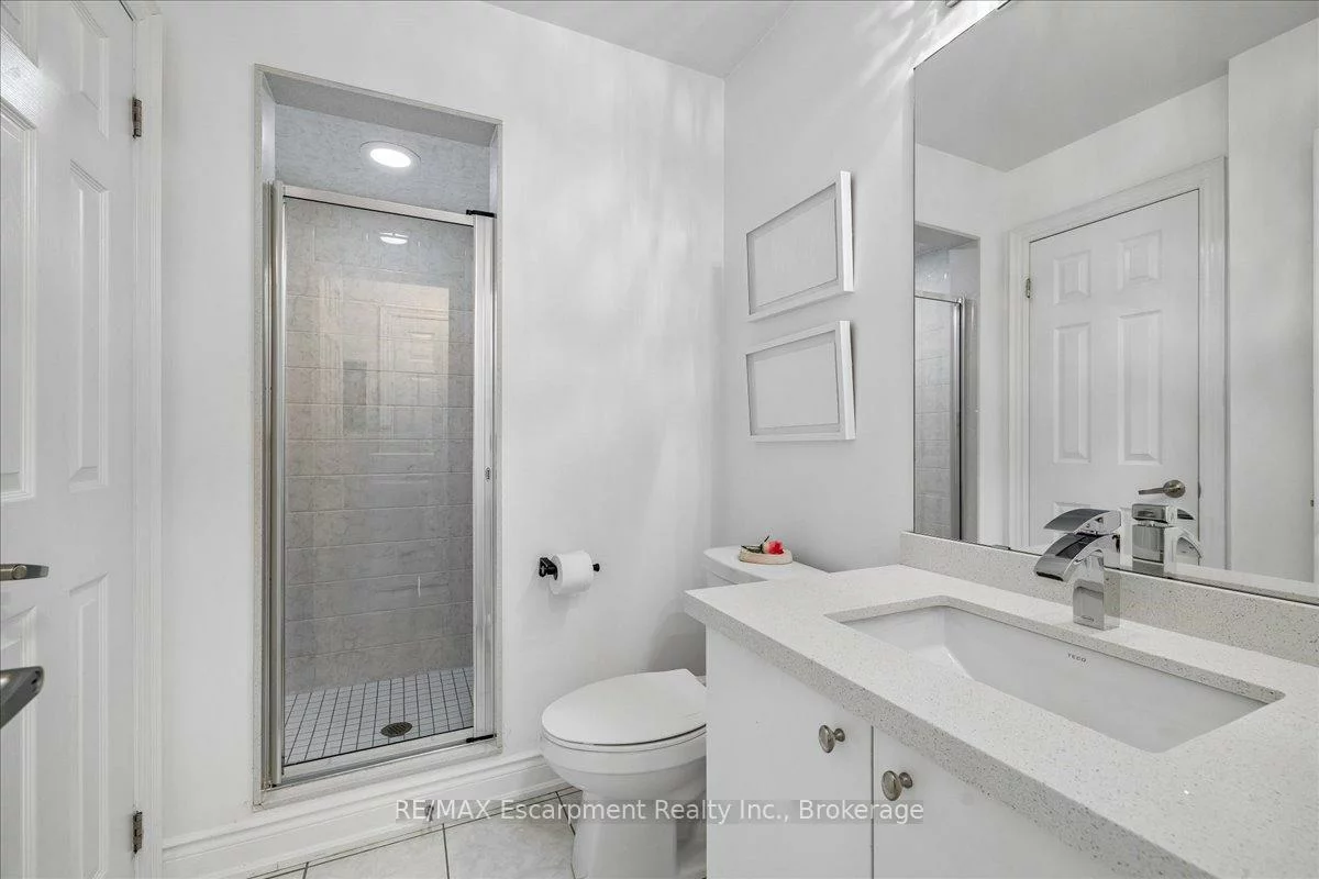 2400, Spring Meadow, 1019 - WM Westmount, Oakville